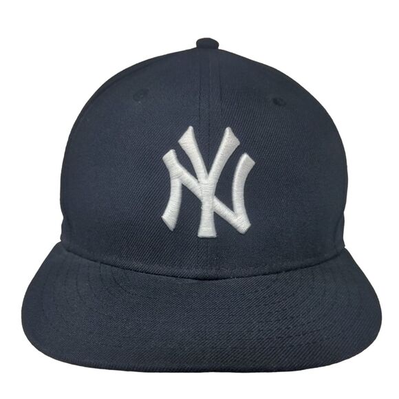 New Era Other - New Era Men's Fitted Hat Blue 7 1/4 Embroidered New York Yankees Logo 59Fifty